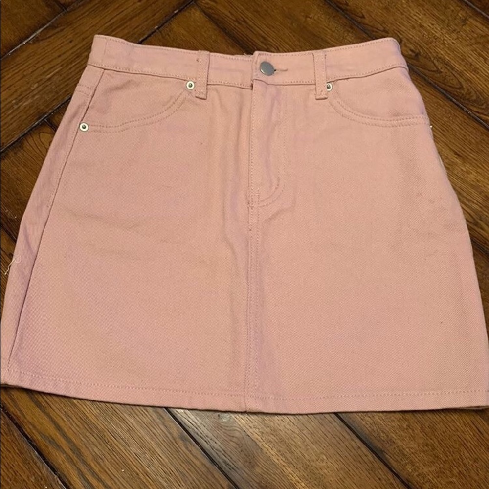Forever 21 light pink skirt
